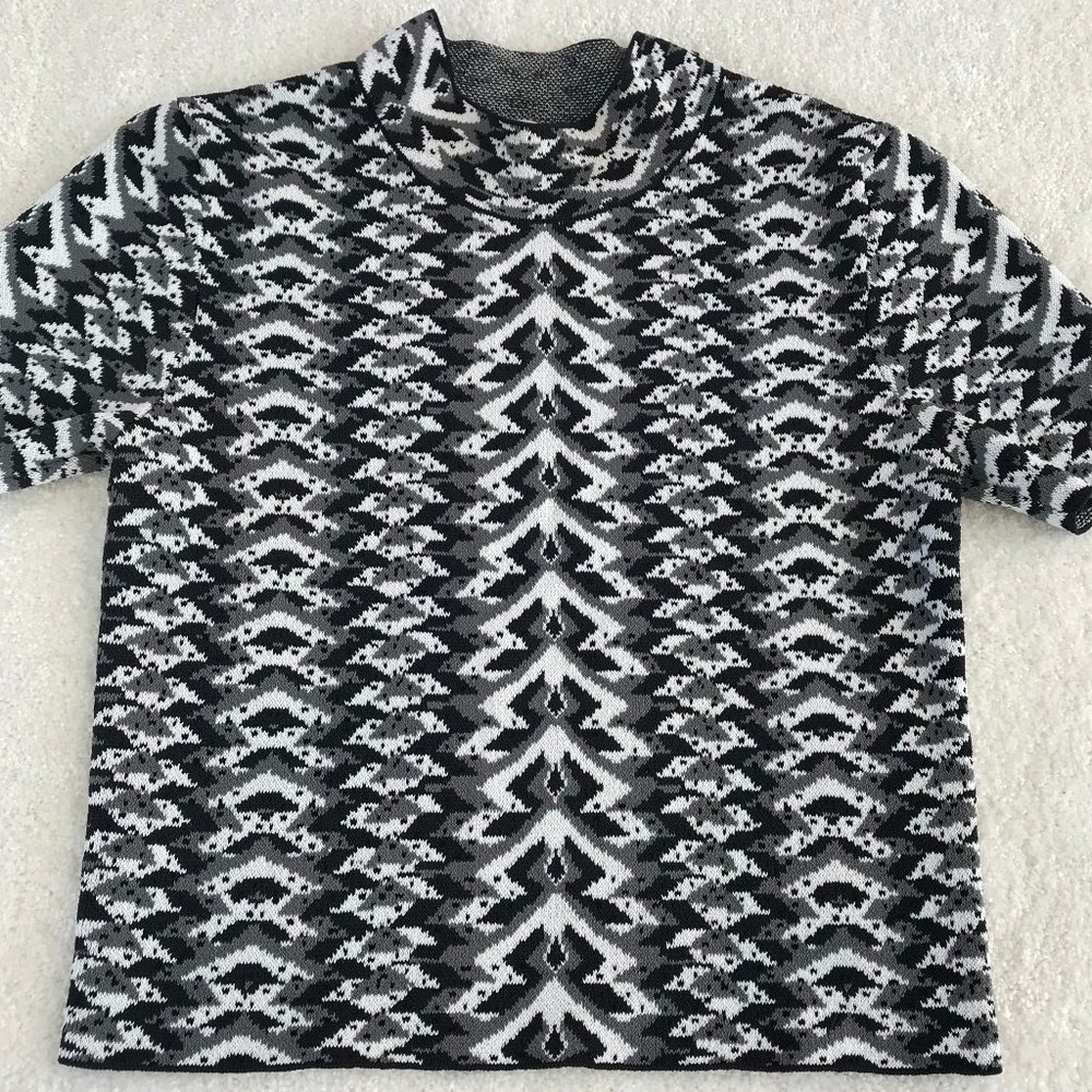 NWOT Rachel Roy Tribal Print Kit Crop Top